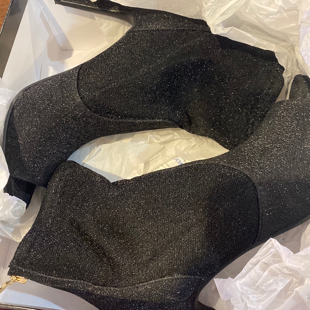 Heel boot by guess